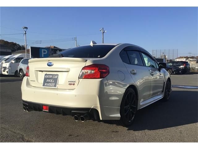 Subaru WRX S4 2018-01 26704-5
