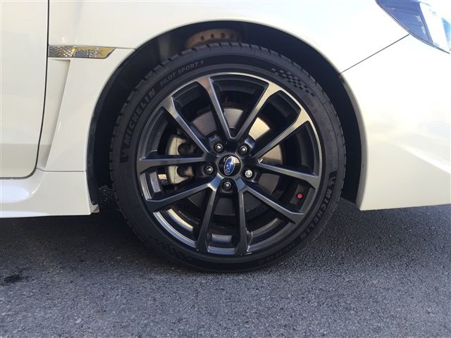 Subaru WRX S4 2018-01 26704-4