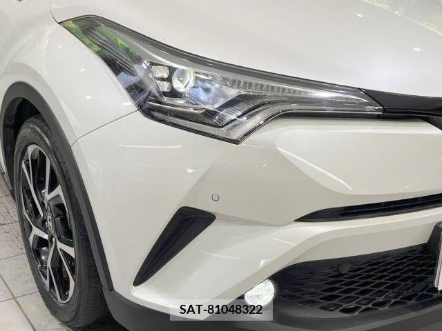 Toyota C-HR 2017-05 294966-12