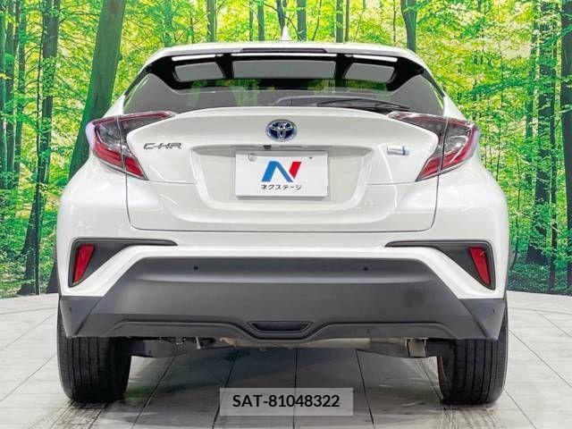 Toyota C-HR 2017-05 294966-15