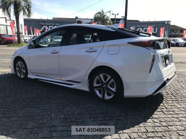 Toyota PRIUS 2018-06 282123-3