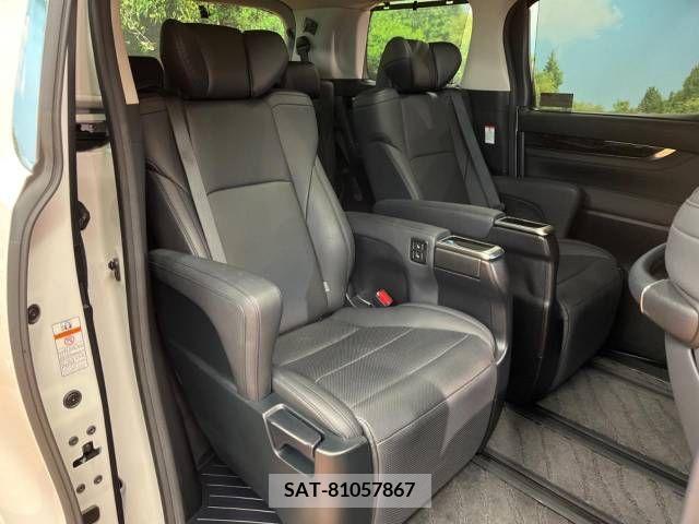 Toyota ALPHARD 2021-08 224624-12