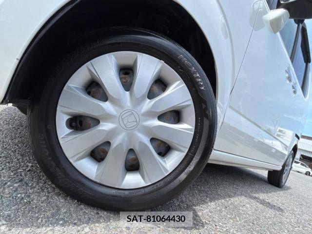 Honda N BOX 2015-03 278652-13