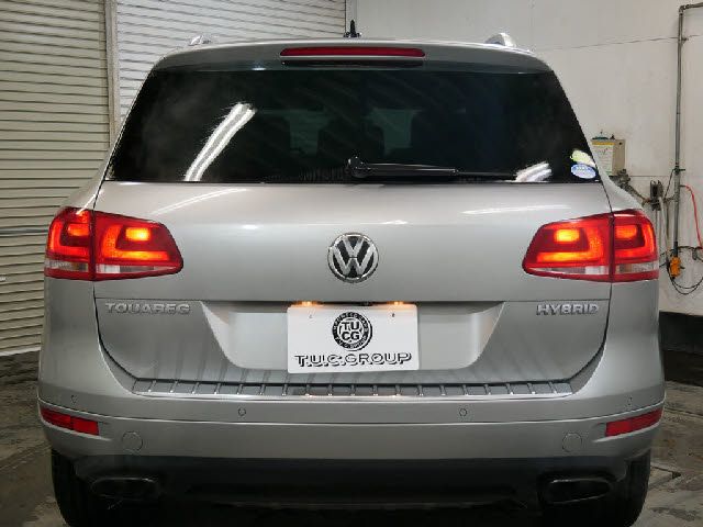 VolksWagen TOUAREG 2012-02 184414-11