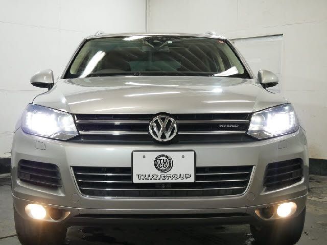 VolksWagen TOUAREG 2012-02 184414-10