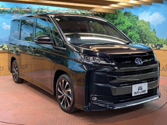 Toyota NOAH HYBRID 2022-03 19776-17