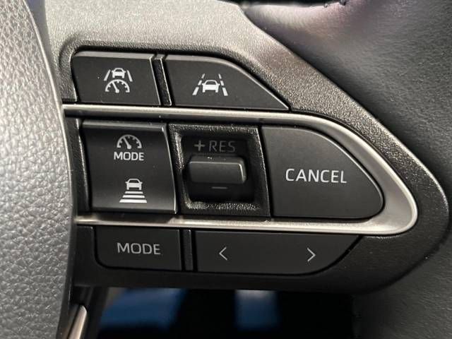 Toyota NOAH HYBRID 2022-03 19776-5