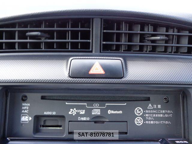 Toyota COROLLA AXIO 2018-04 202204-9