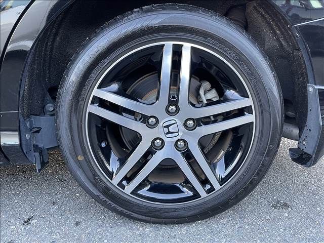 Honda ODYSSEY 2015-08 1858-19