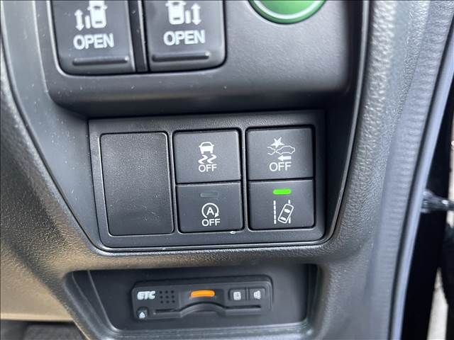 Honda ODYSSEY 2015-08 1858-10