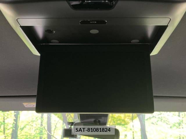 Toyota NOAH 2019-08 217172-4