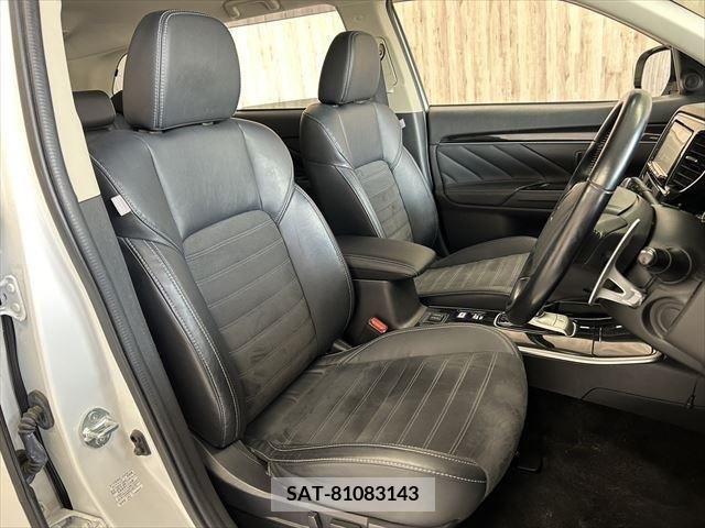 Mitsubishi OUTLANDER PHEV 2018-09 303568-10