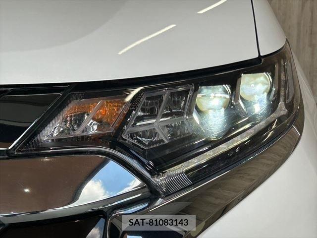Mitsubishi OUTLANDER PHEV 2018-09 303568-14