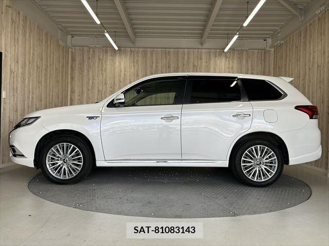 Mitsubishi OUTLANDER PHEV 2018-09 303568-22