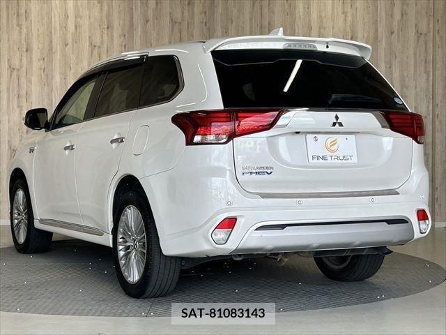 Mitsubishi OUTLANDER PHEV 2018-09 303568-21