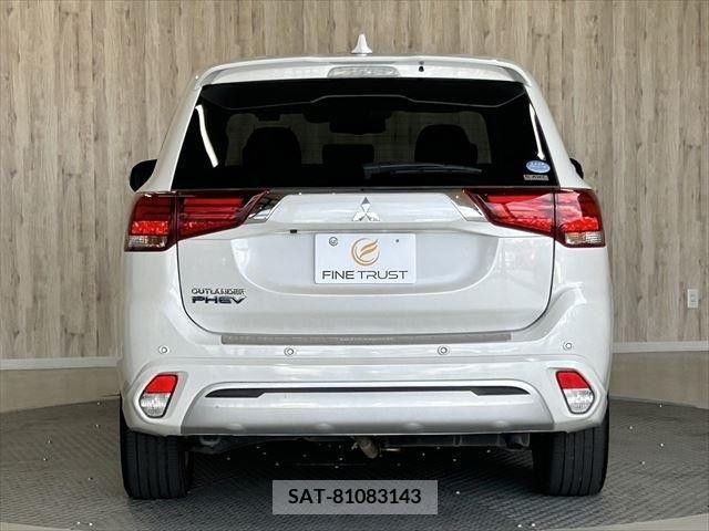Mitsubishi OUTLANDER PHEV 2018-09 303568-19