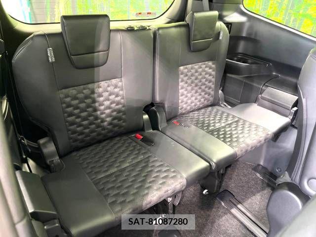Toyota VOXY 2022-07 333079-13