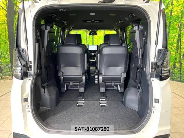 Toyota VOXY 2022-07 333079-10