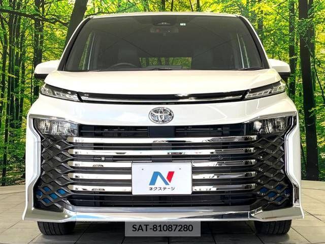 Toyota VOXY 2022-07 333079-17