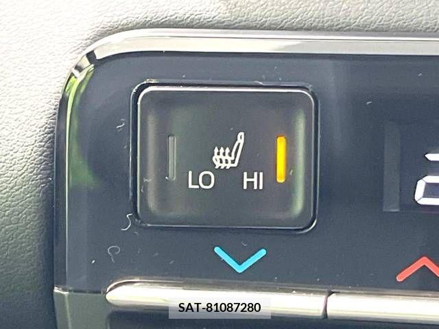 Toyota VOXY 2022-07 333079-7