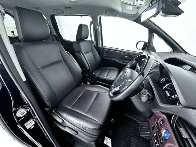 Toyota ESQUIRE 2017-03 1276-8