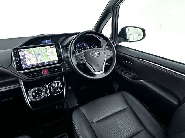 Toyota ESQUIRE 2017-03 1276-13