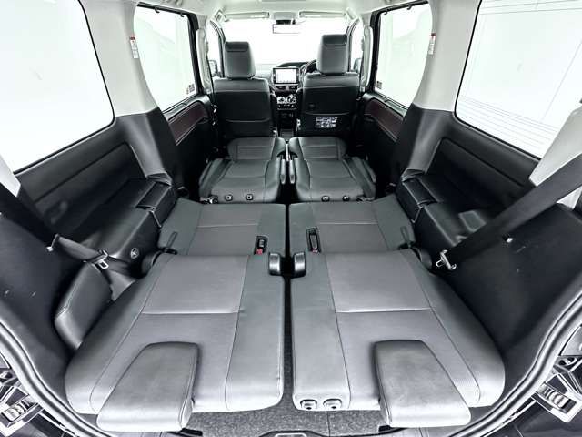 Toyota ESQUIRE 2017-03 1276-6