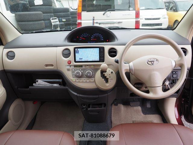 Toyota SIENTA 2011-09 387017-3