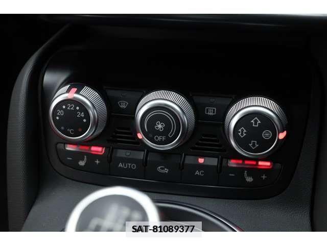 Audi R8 2011-02 209923-13