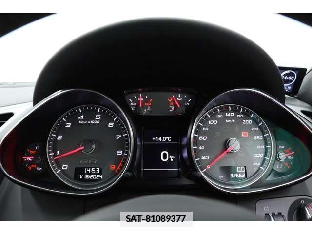 Audi R8 2011-02 209923-12