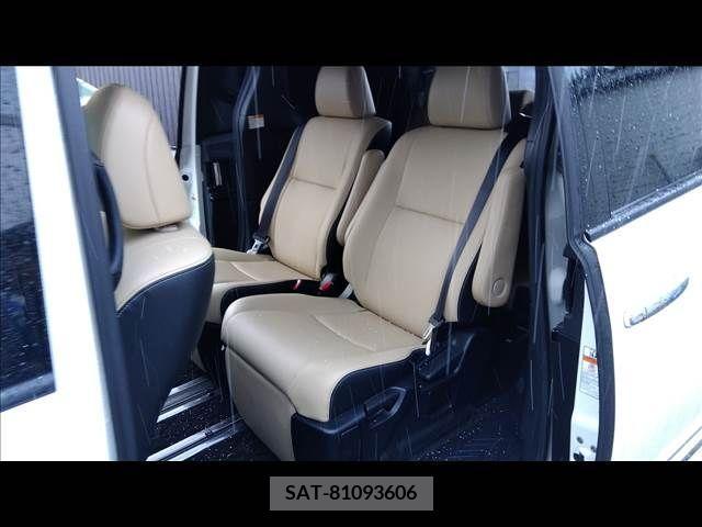 Toyota ESTIMA 2016-07 373839-17