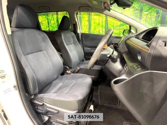 Toyota SIENTA 2015-11 384855-8