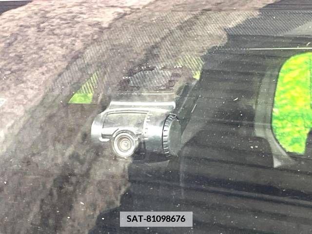 Toyota SIENTA 2015-11 384855-7
