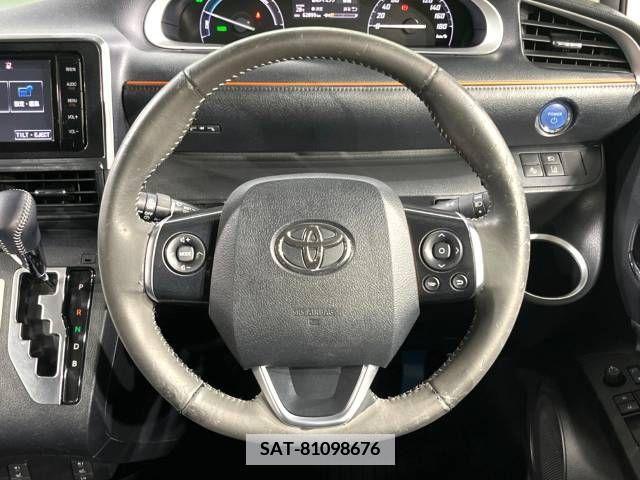 Toyota SIENTA 2015-11 384855-12