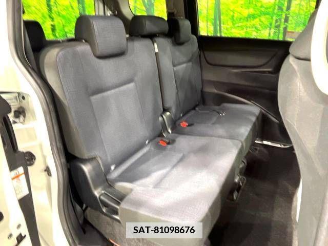 Toyota SIENTA 2015-11 384855-9