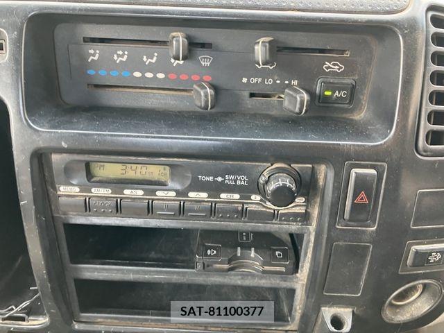 Hino DUTRO 2011-06 296723-6