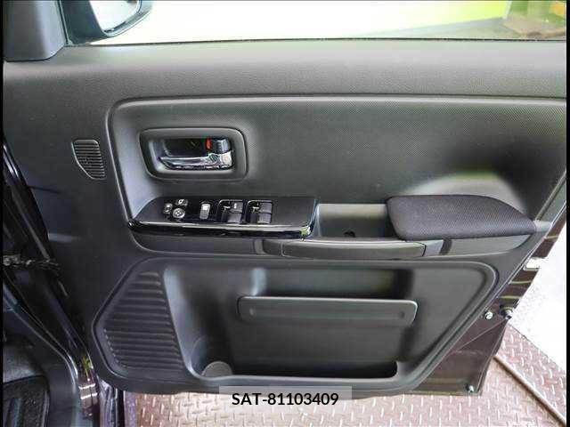 Suzuki SPACIA 2018-04 394213-21