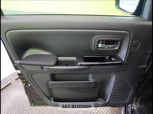 Suzuki SPACIA 2018-04 394213-29