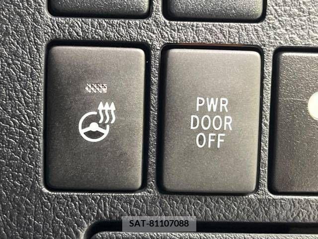 Toyota VELLFIRE 2017-08 287932-6