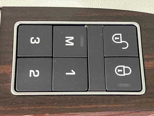 ROVER RANGE ROVER 2017-11 23479-9