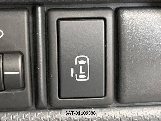 Suzuki SOLIO 2014-03 327017-4