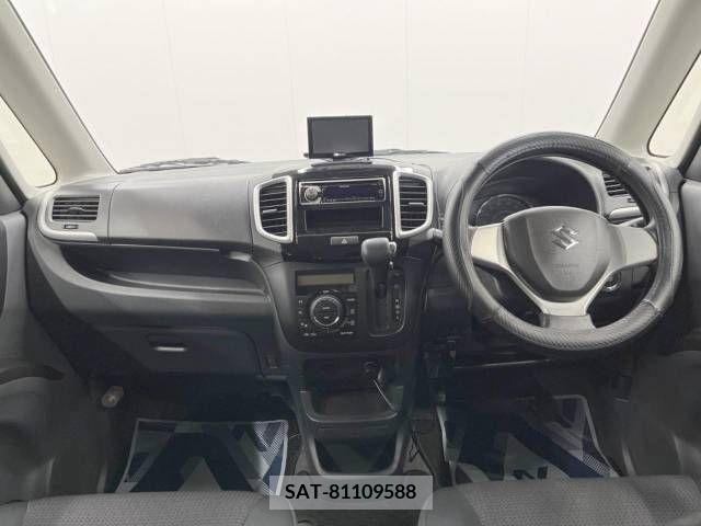 Suzuki SOLIO 2014-03 327017-1