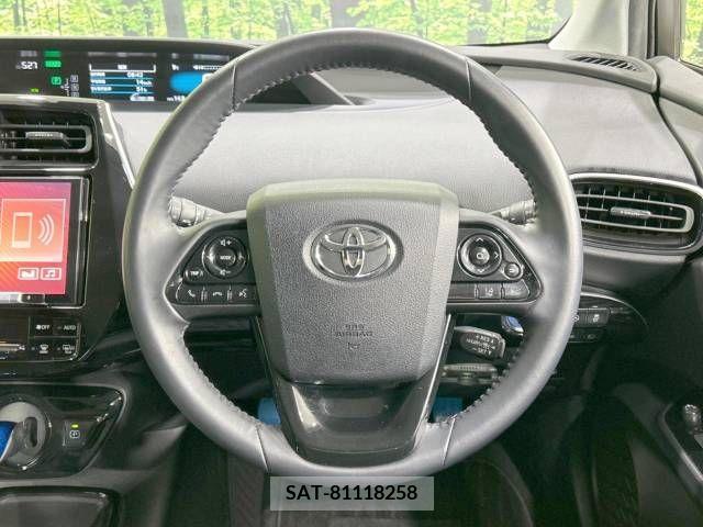 Toyota PRIUS 2019-06 223588-11