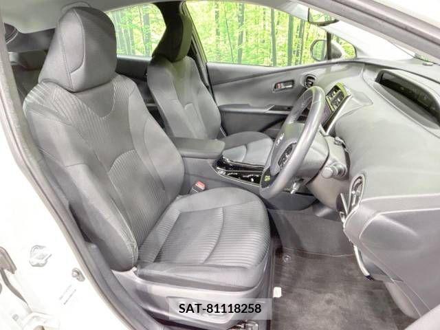 Toyota PRIUS 2019-06 223588-8
