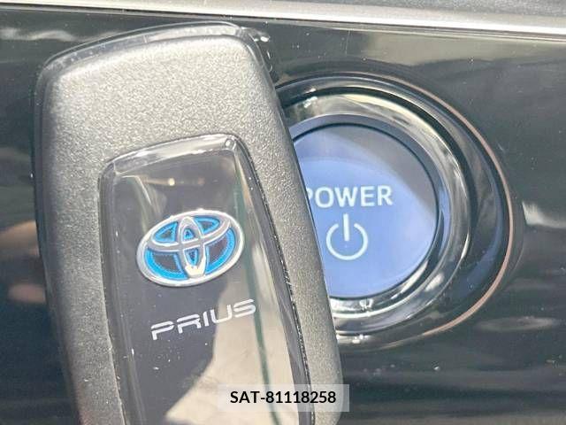 Toyota PRIUS 2019-06 223588-7