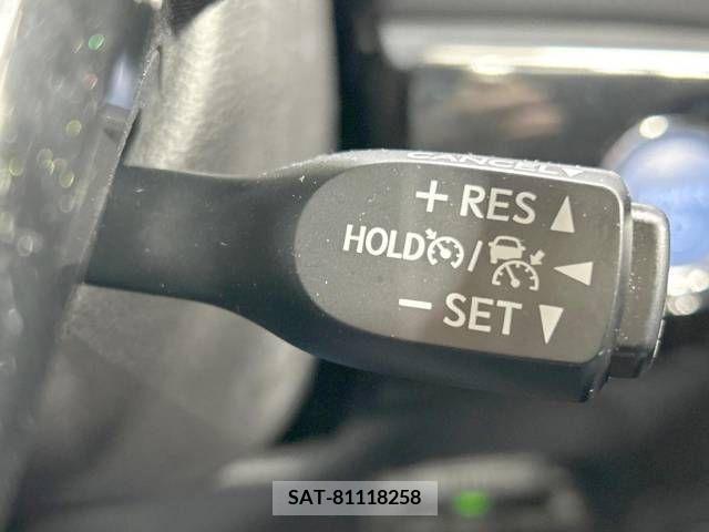 Toyota PRIUS 2019-06 223588-5