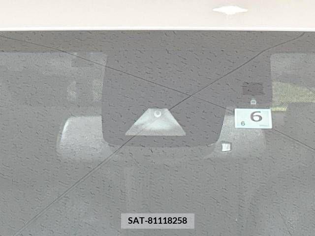 Toyota PRIUS 2019-06 223588-4