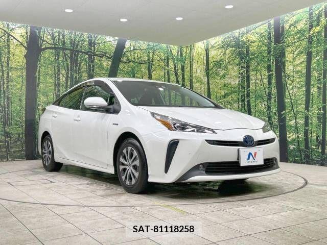 Toyota PRIUS 2019-06 223588-16