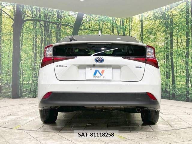 Toyota PRIUS 2019-06 223588-15
