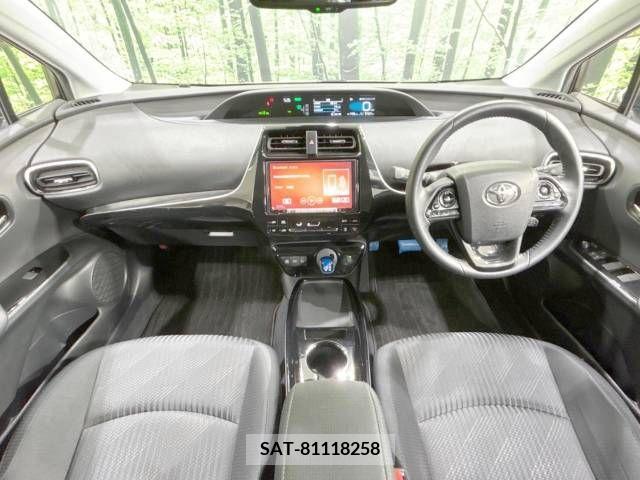 Toyota PRIUS 2019-06 223588-1